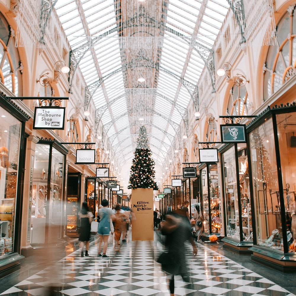 How Retailers Are Enticing Consumers to Purchase This Holiday Season